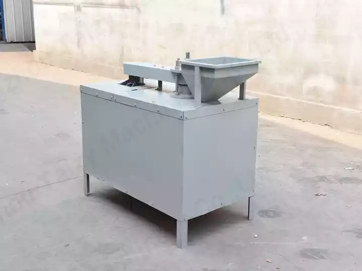 अखरोट क्रैकिंग मशीन