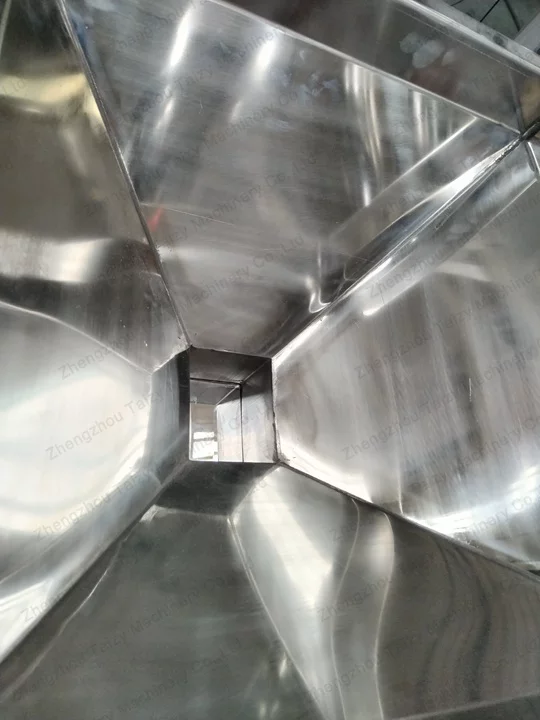 Feed inlet