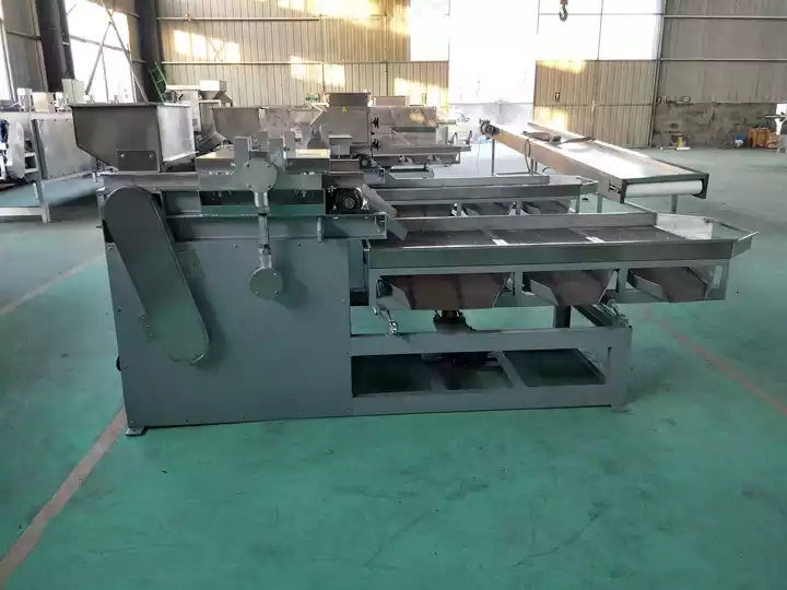 سیدھی چاقو کا گرینولیٹر