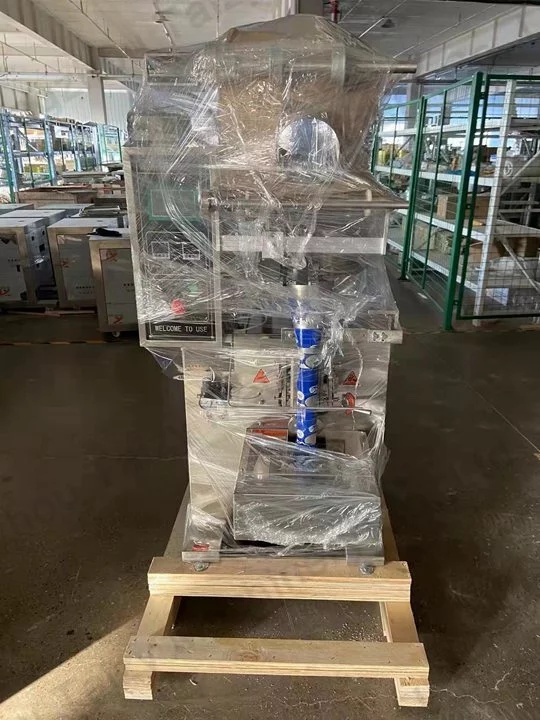 Envío de máquina de embalaje de gránulos