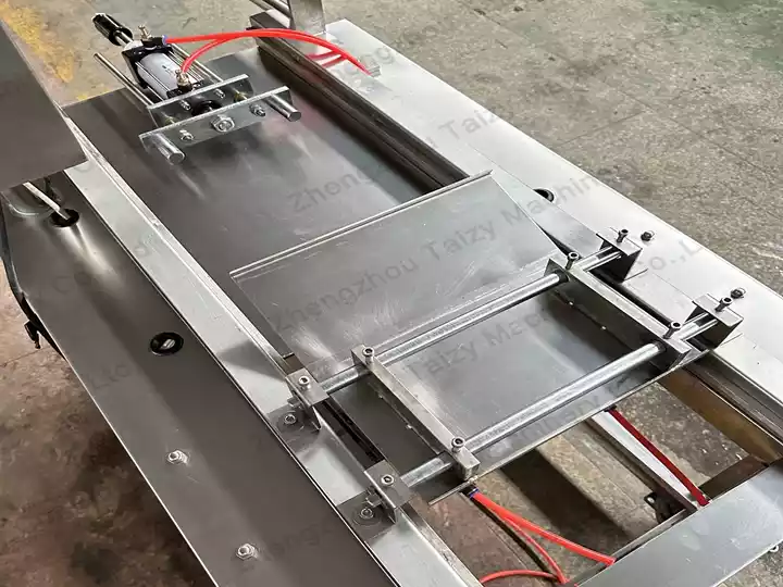 pneumatic gummy candy demolder