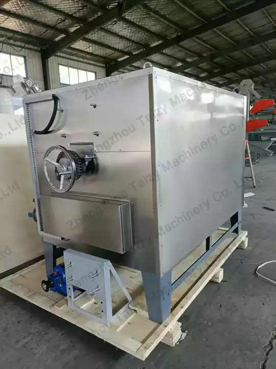 Rotary drum cocoa bean roaster